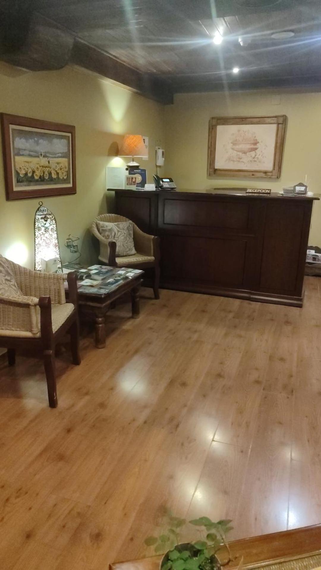 Hotel Baviera Линарес Екстериор снимка