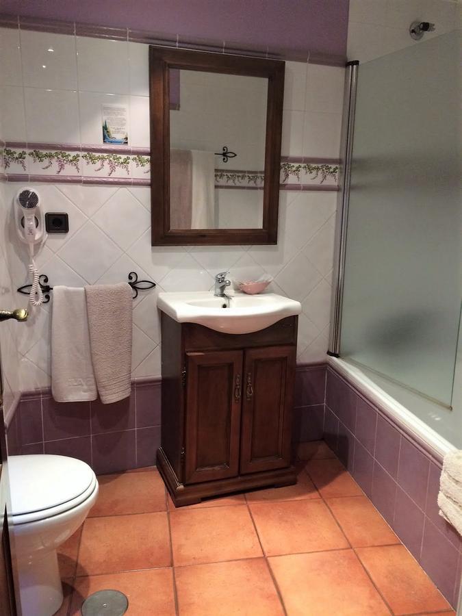 Hotel Baviera Линарес Екстериор снимка