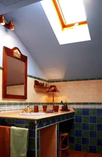 Hotel Baviera Линарес Екстериор снимка